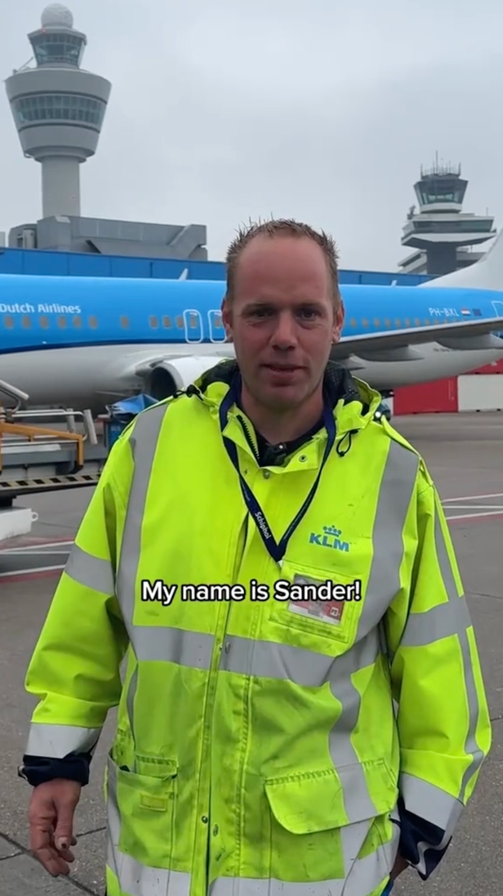 KLM x King Sander: When ground crew became royalty | GoSpooky